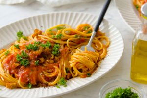 グルテンフリーなトマトソースパスタ