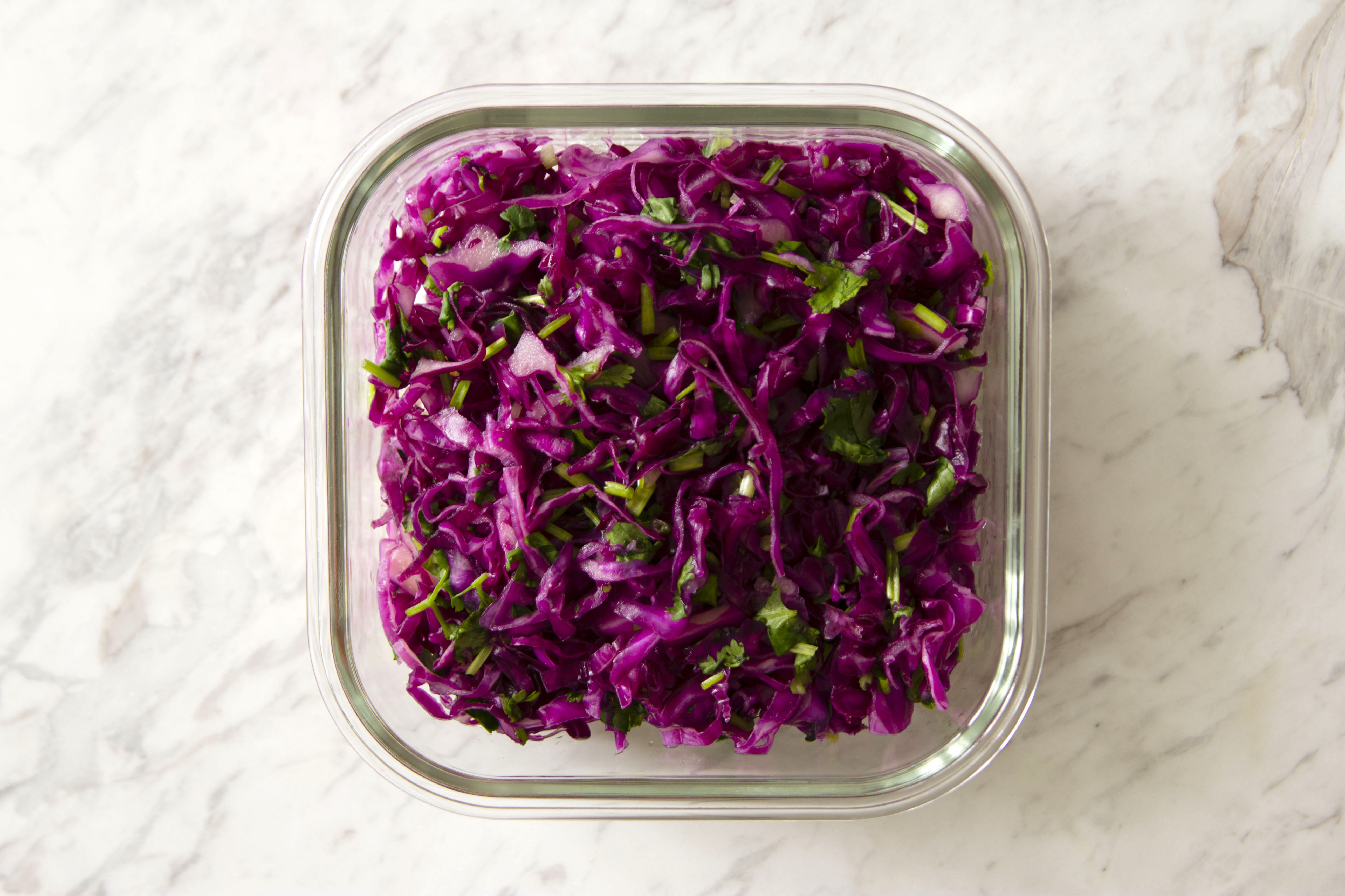 紫キャベツとパクチーのエスニックマリネ ラクつく 管理栄養士考案の作り置きレシピサイト