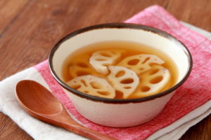 レンジ加熱7分で　レンコンの中華スープ
