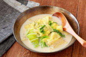 レンジ加熱8分で　白菜のちゃんぽん風ミルクスープ