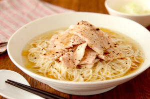 【調理時間7分】そうめんで「旨塩肉ラーメン」