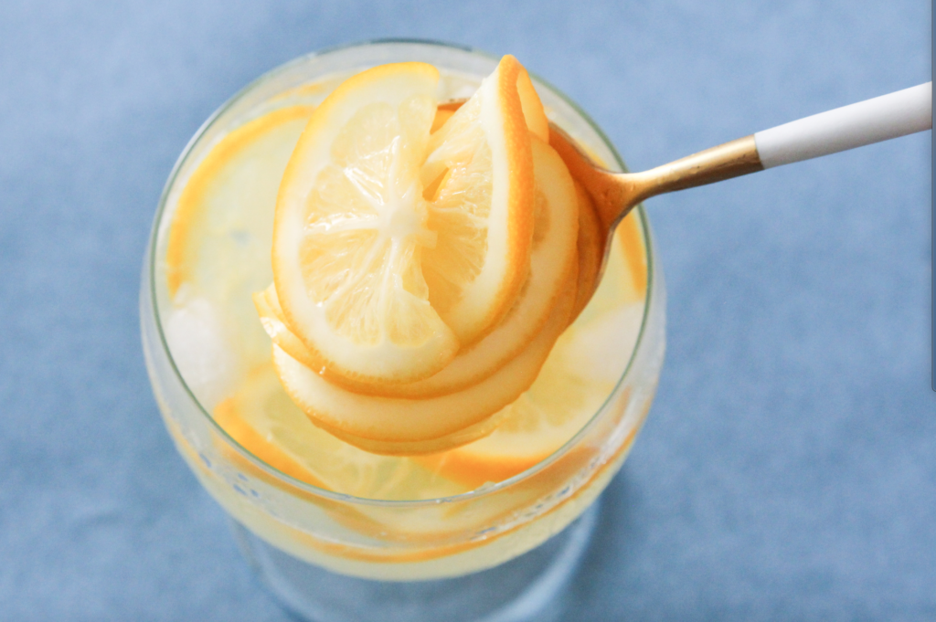 レモンが美味しい自家製レモネード ラクつく 管理栄養士考案の作り置きレシピサイト